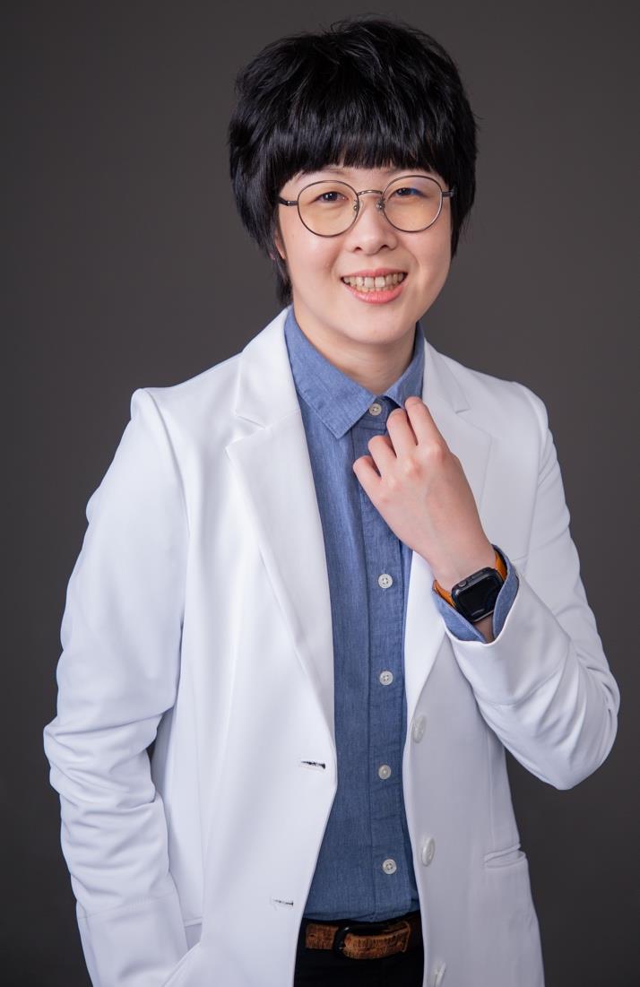 Photo of Dr. Shau-Ru Ho